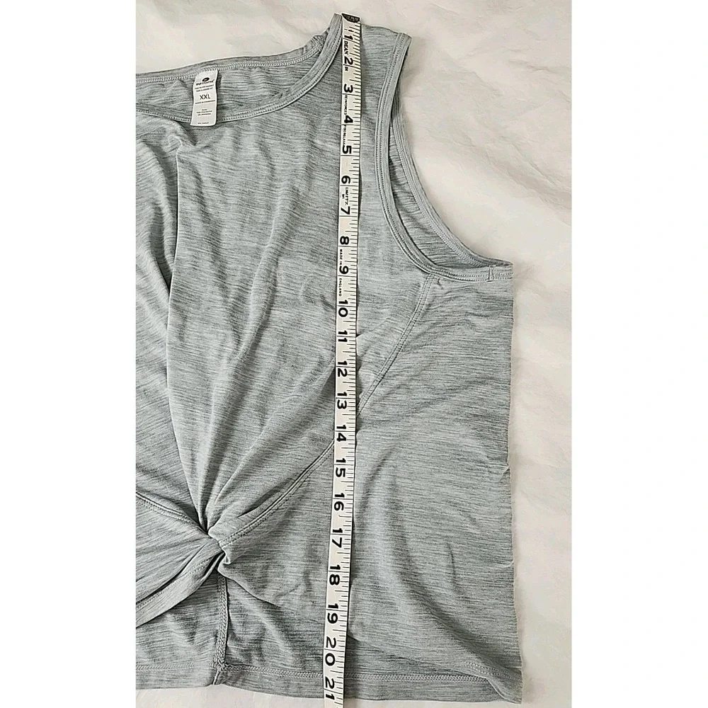 90 DEGREE By REFLEX Women's 2XL Workout Twist-Front Crop Tank Gray Stretch EUC - Picture 6 of 7